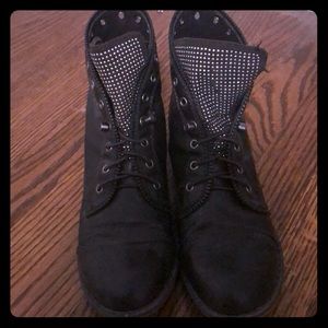 Studded tongue brown leather combat boots size 8